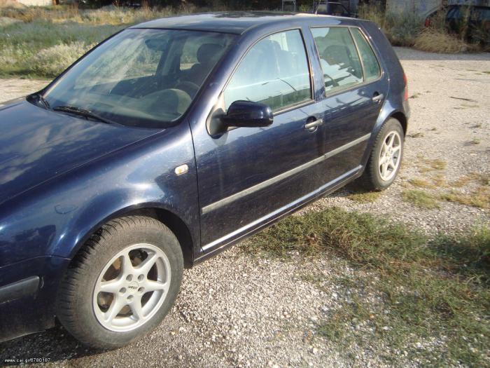 Volkswagen Golf 1400CC  16V 75HP '99